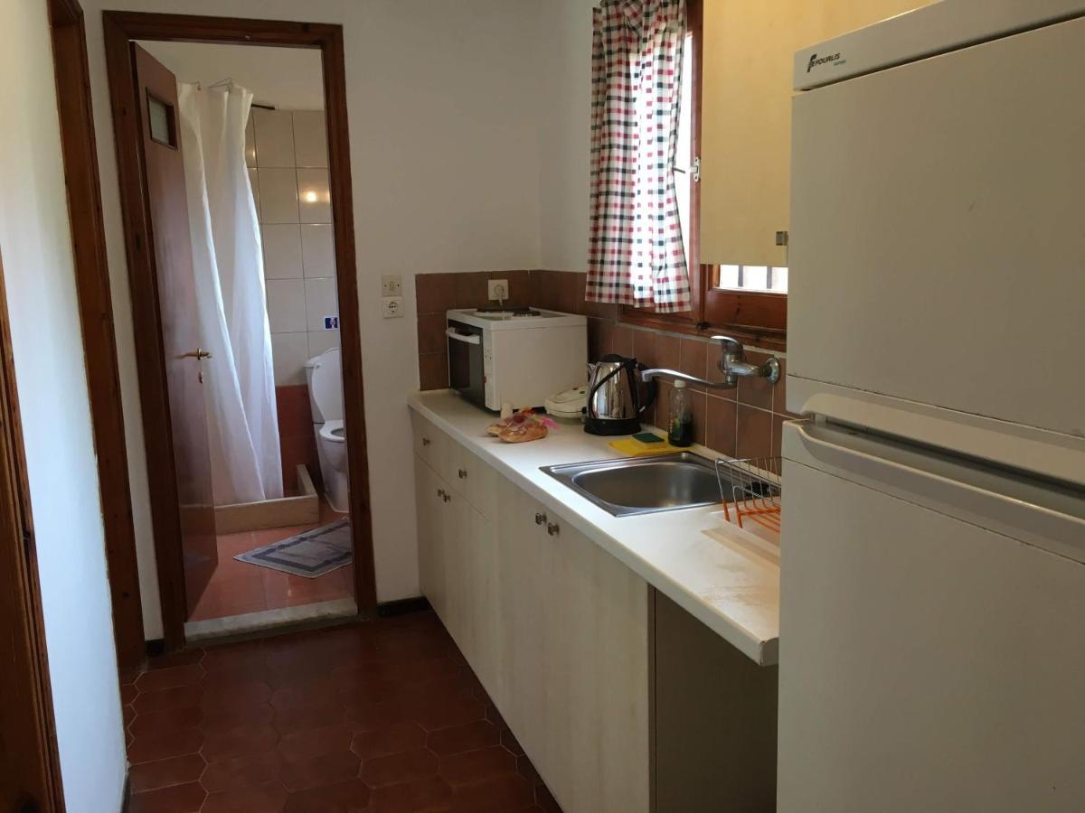 Green Corner Villas Гувія Екстер'єр фото